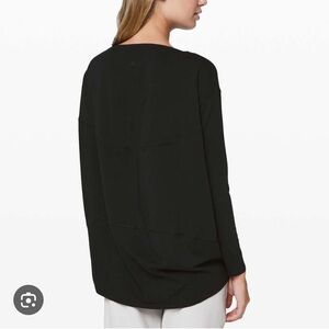 Lululemon back in action *nulu stretch material. Sz 10